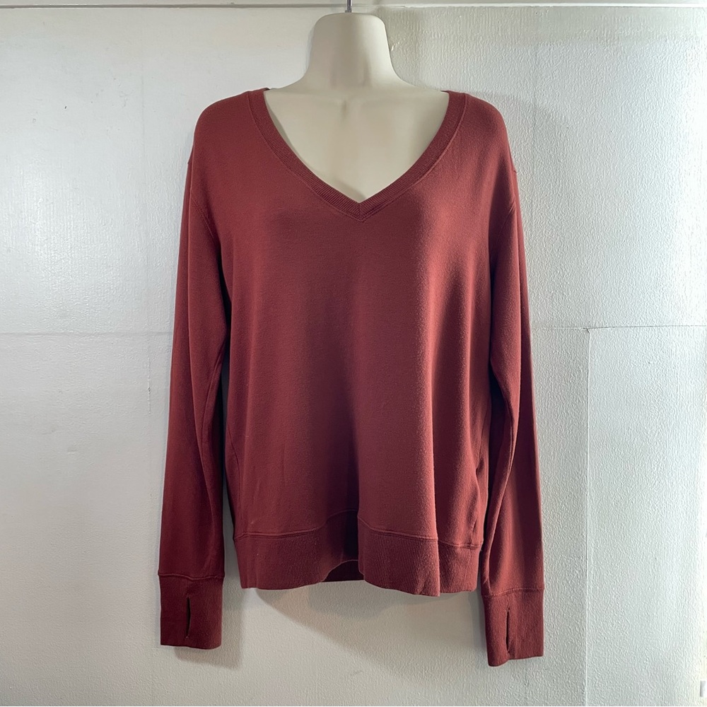 Athleta Sunrise V-Neck Sweatshirt, Size M, Mahogany